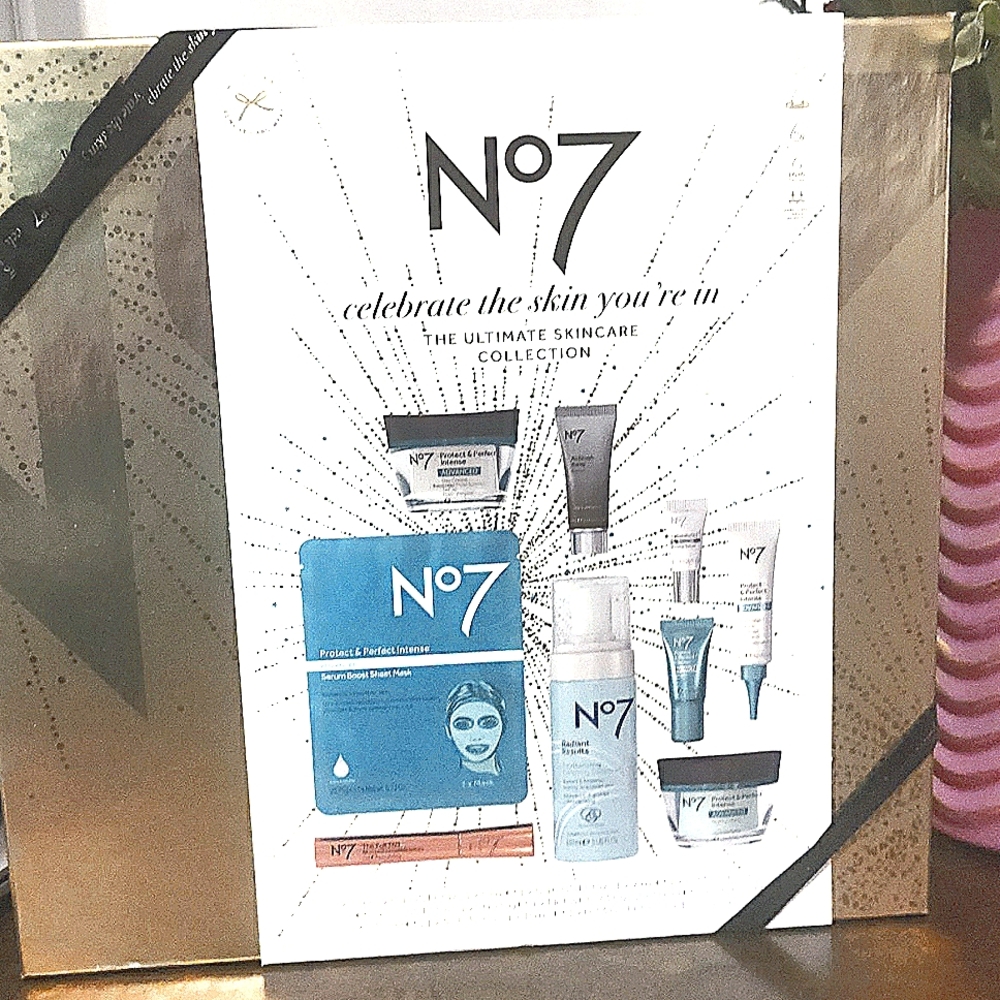 No 7 THE ULTIMATE SKIN CARE COLLECTION "Celebrate the skin you're in"